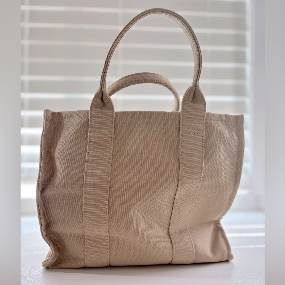 NWOT Marc Jacobs Beige Canvas Medium Tote bag - Picture 3 of 9